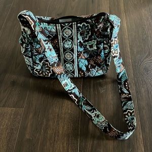 Vera Bradley Java Blue purse. Like new. Excellent condition. No stains.